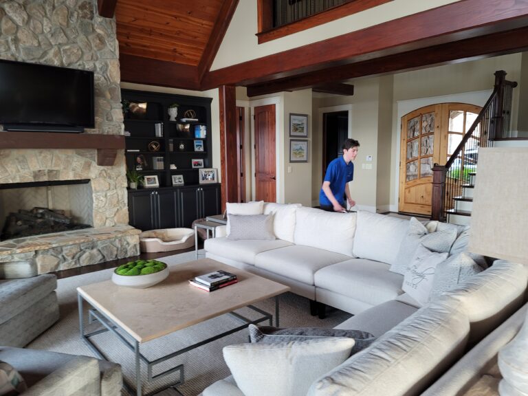 Carpet cleaning in living room